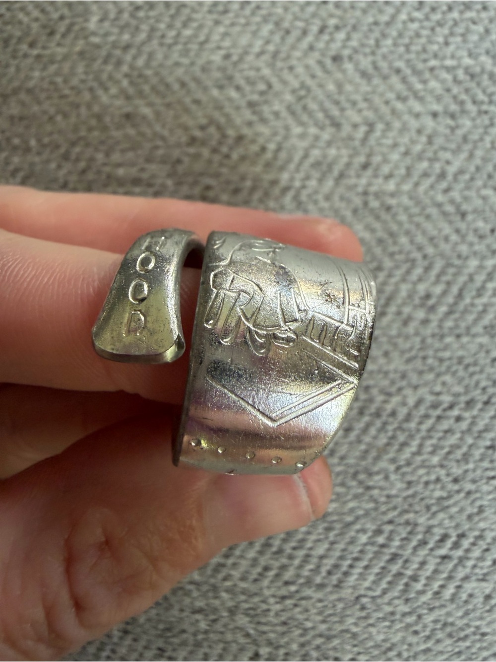 Red Riding Hood Spoon Ring - Picture 11 of 14
